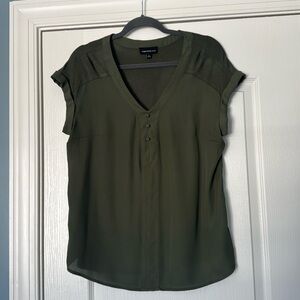 Women’s Fortune + Ivy, olive drab color blouse, Size: Large